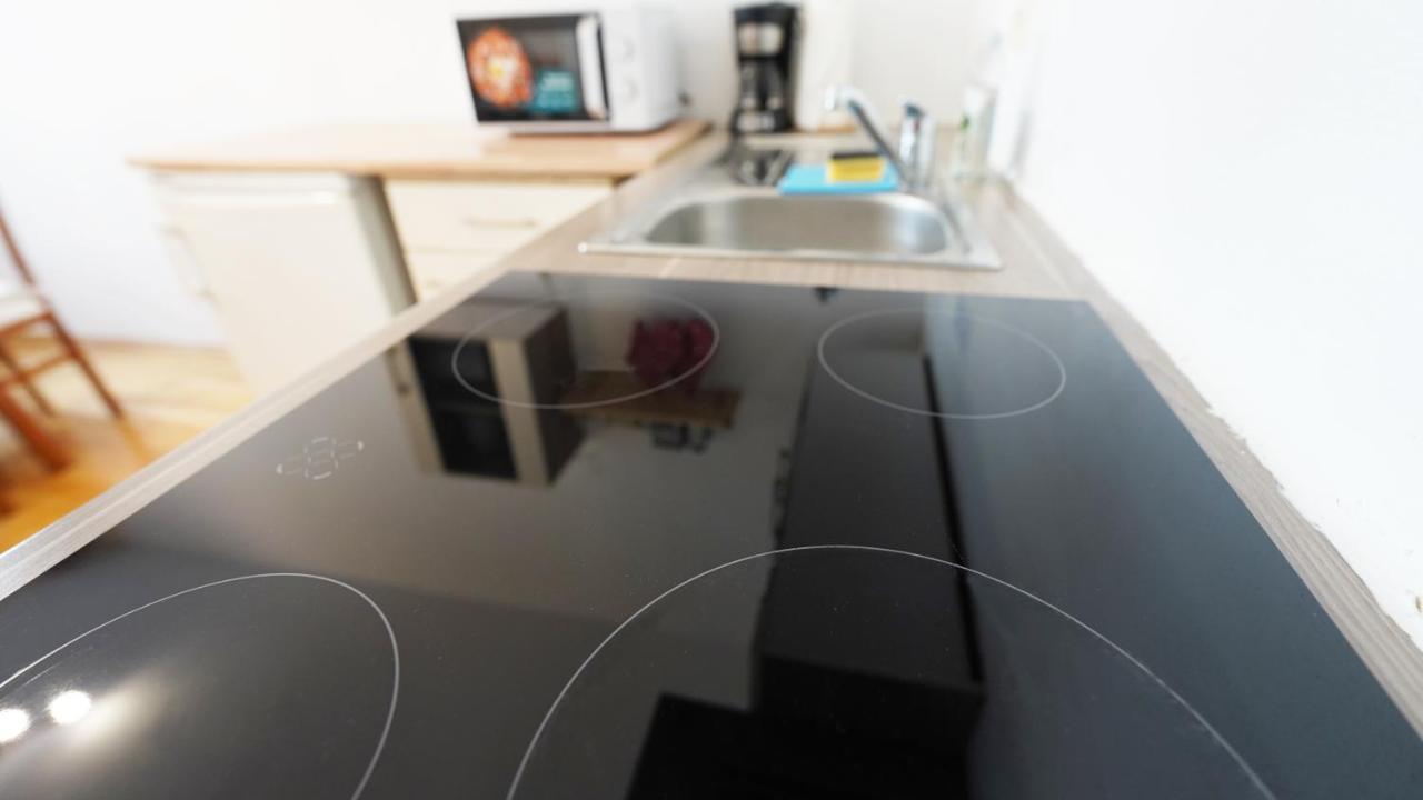 Cozynite Premium Apartment Hernals 1 Wien Ngoại thất bức ảnh